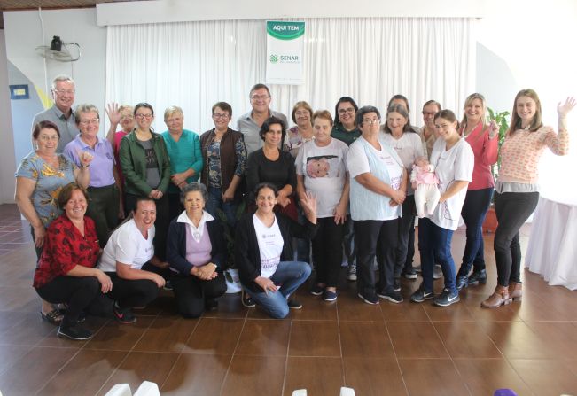 Produtoras rurais encontram oportunidades de estudos e aperfeiçoamento em Cerro Branco