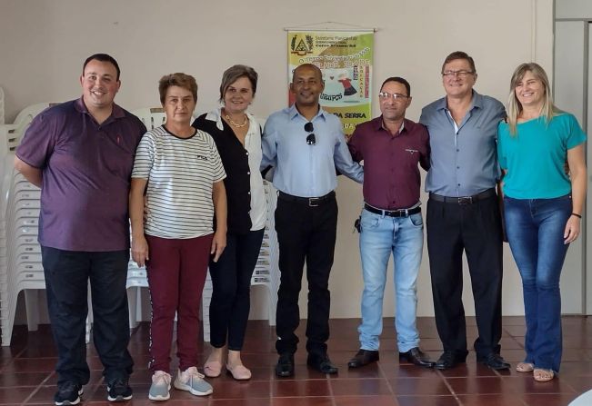 FORMATURA DE MAIS UMA TURMA DO CURSO DE COSTURA DE CALÇADOS